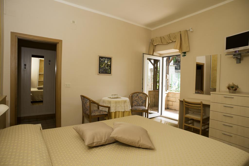 Albergo Ristorante Il Fungo Santa Fiora Zewnętrze zdjęcie